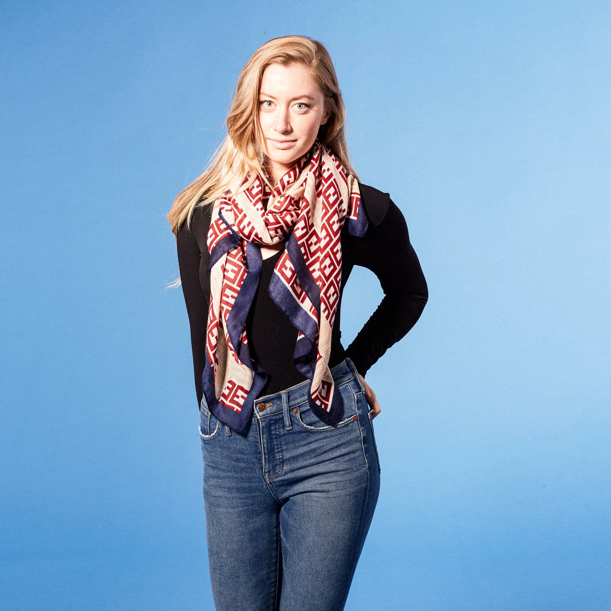Antionette Pattern Scarf - Brown