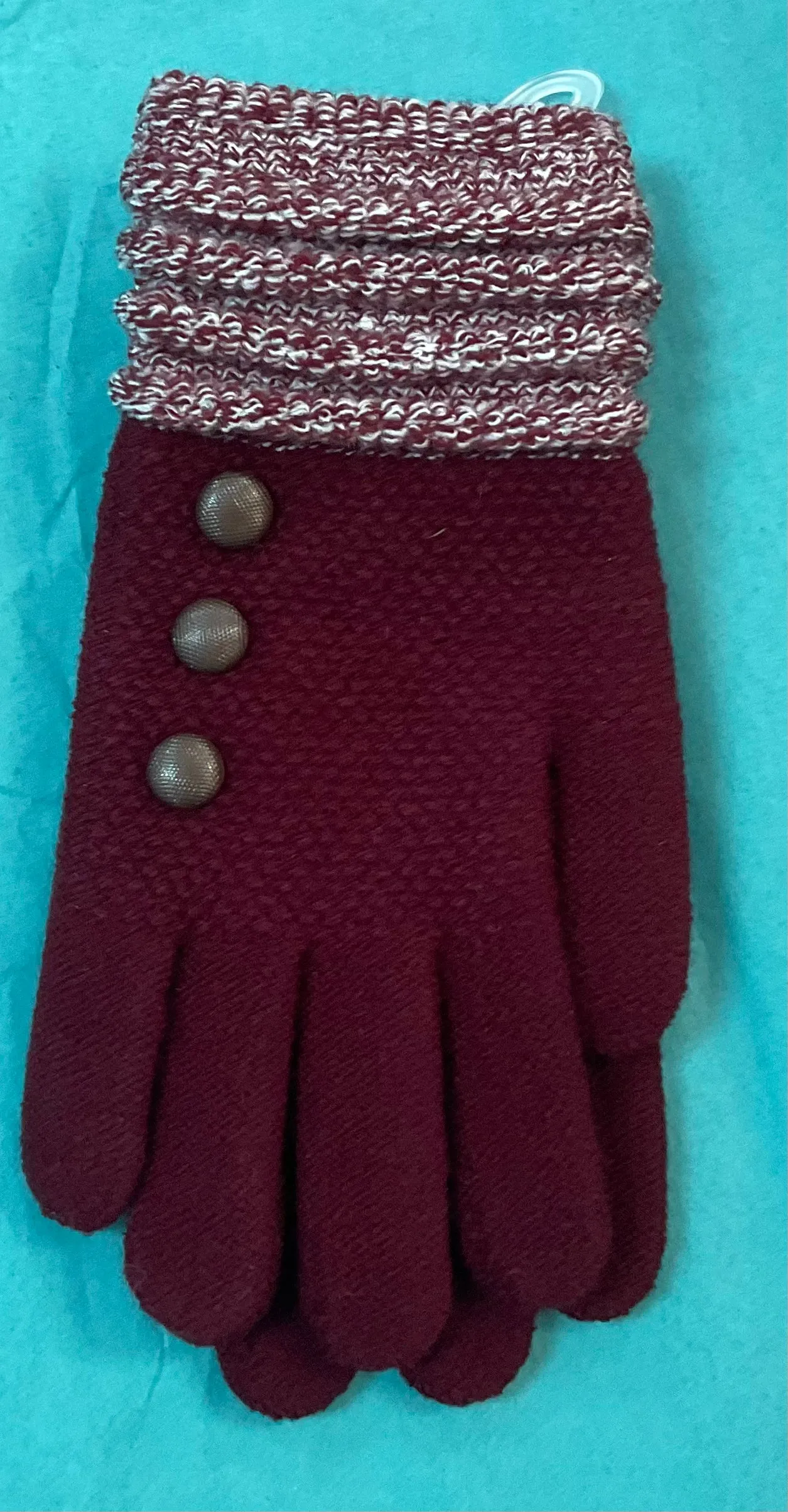Britt’s Knits Button Gloves