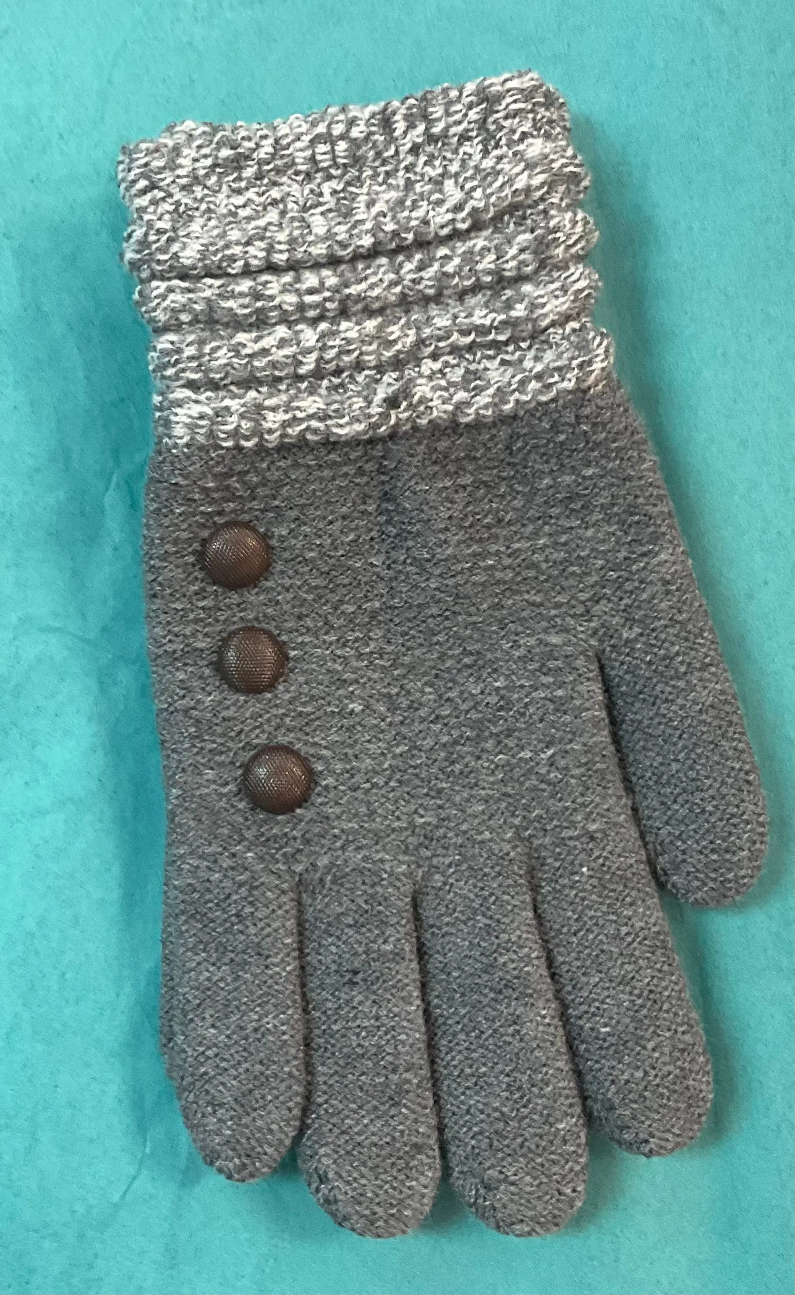 Britt’s Knits Button Gloves