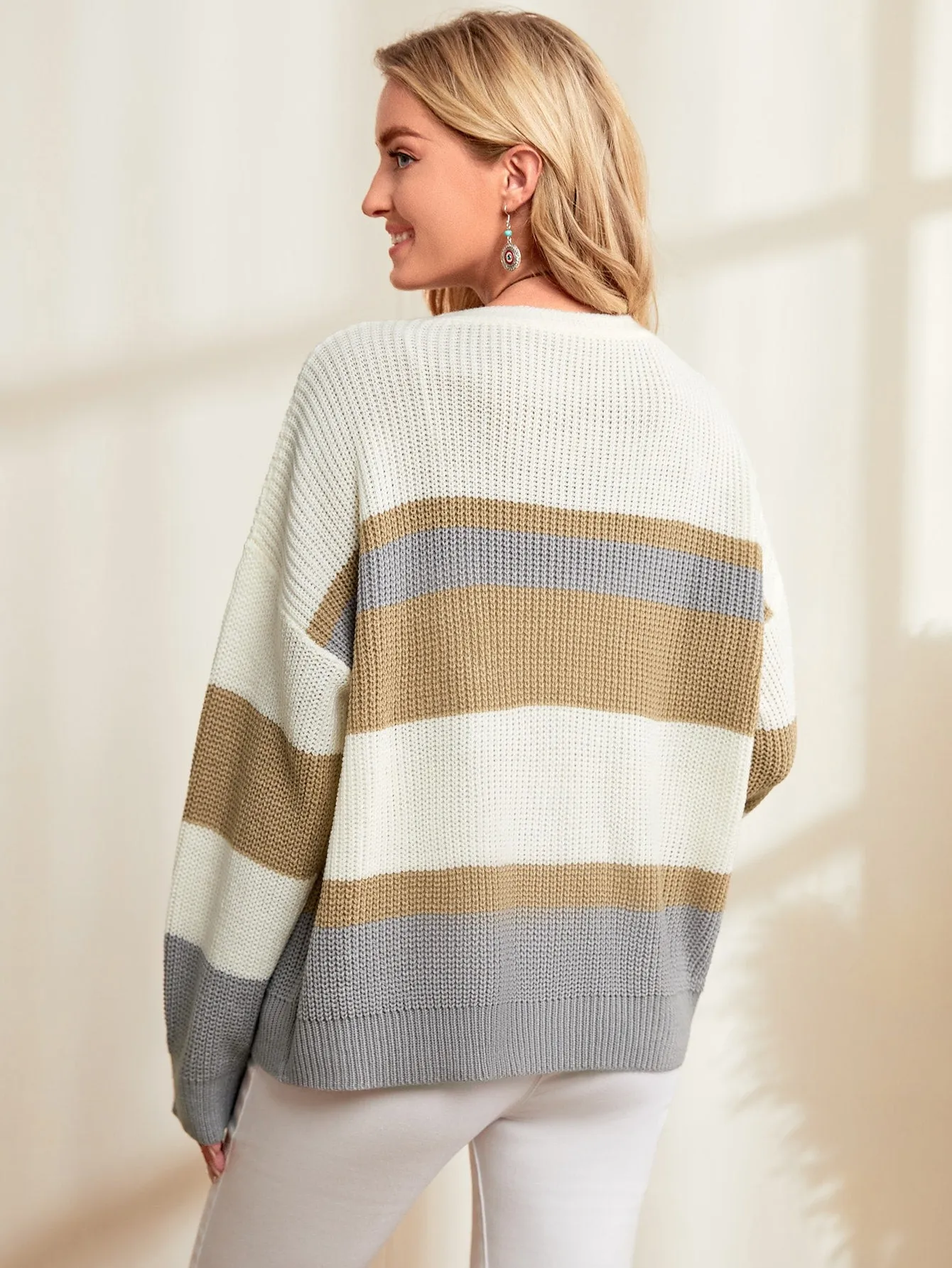 Casual Colorblock Button Front Long Sleeve Round Neck Regular Women Cardigan