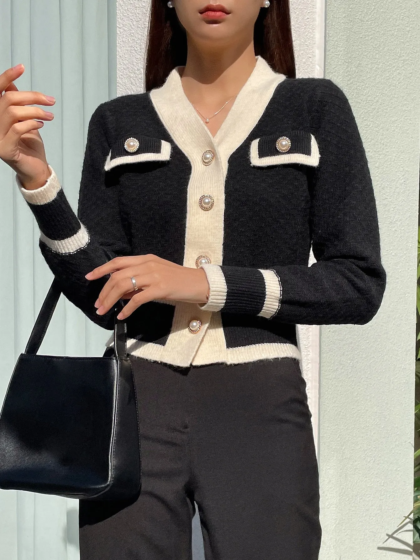 DAZY Contrast Trim Button Front Cardigan