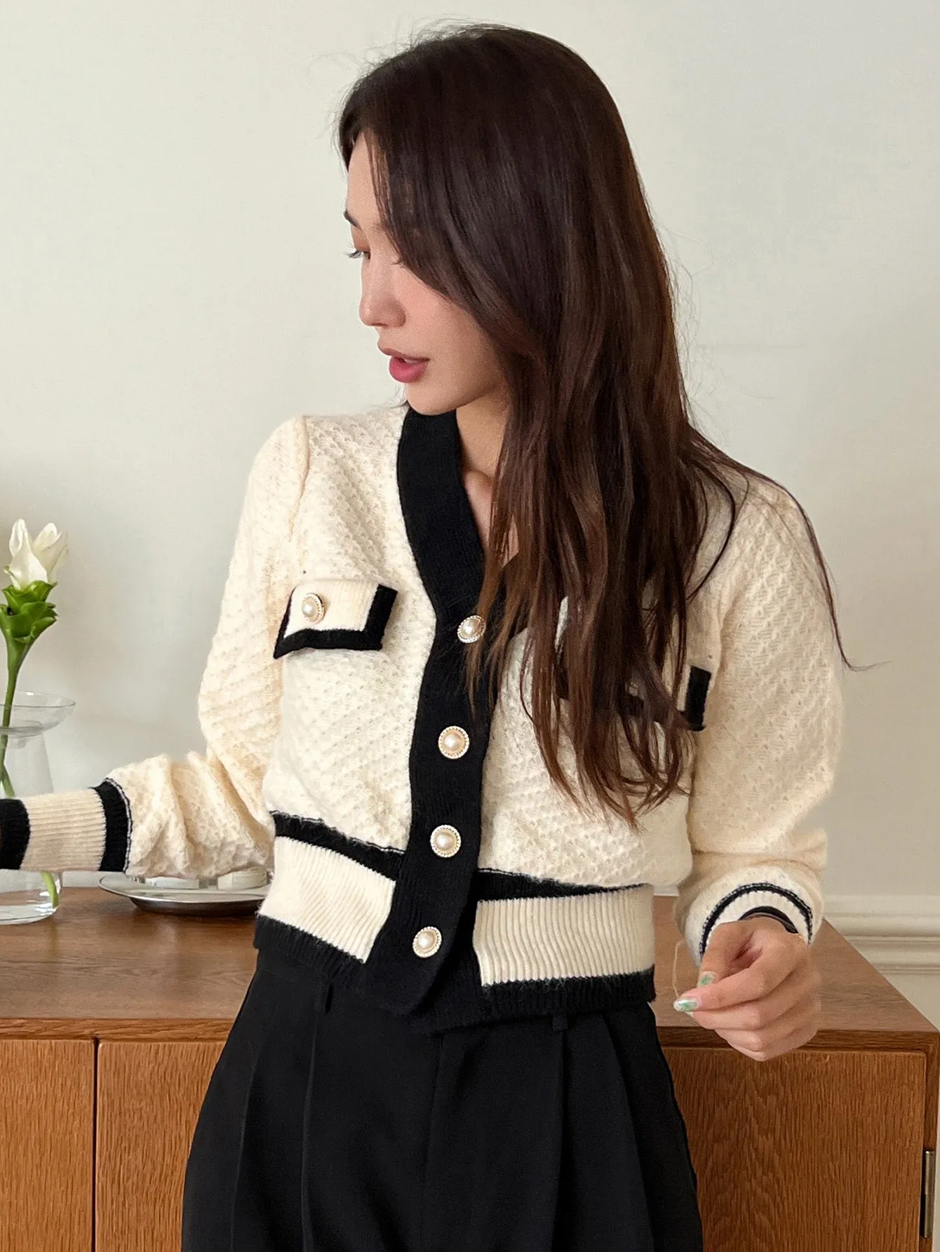 DAZY Contrast Trim Button Front Cardigan