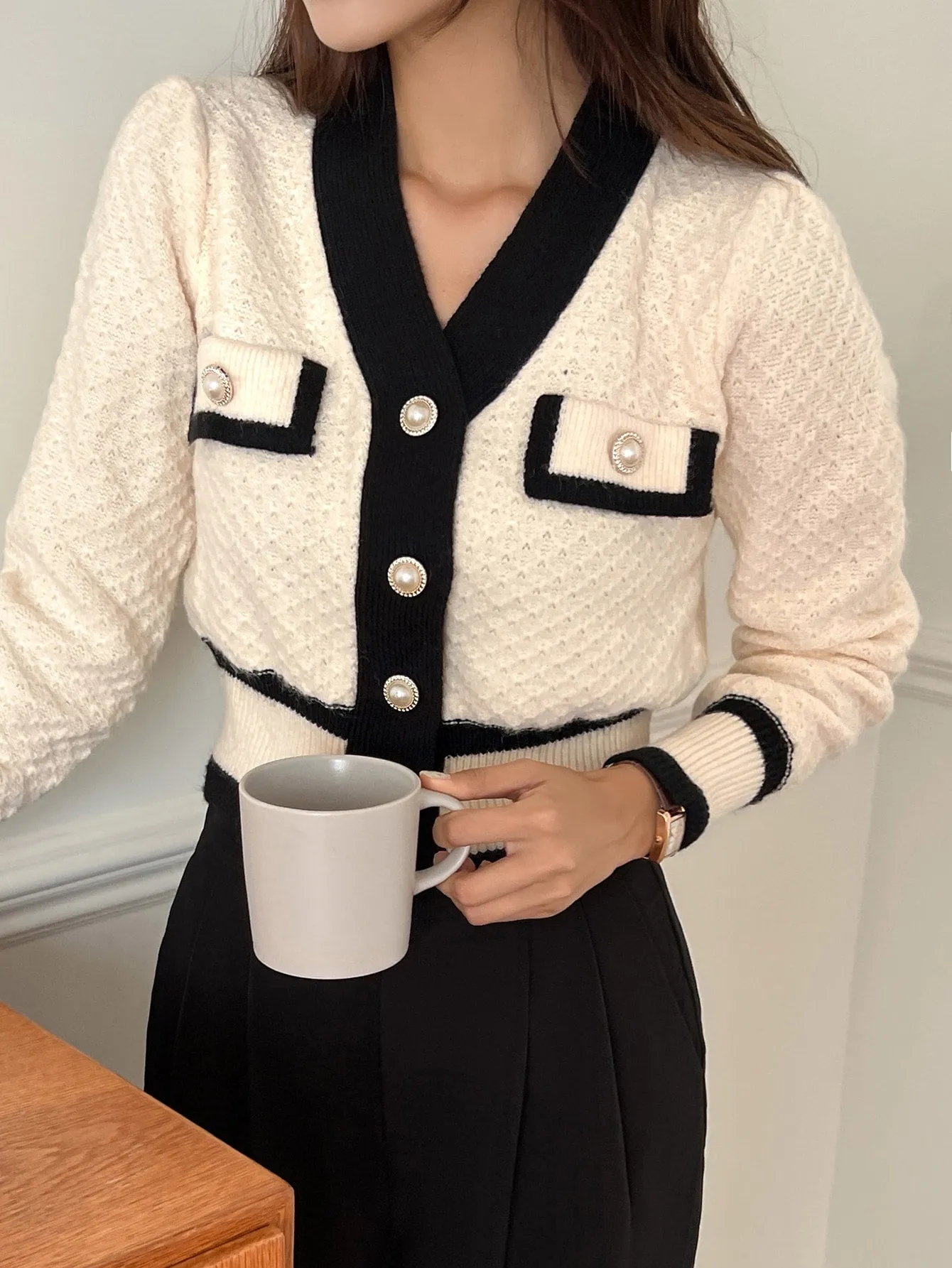 DAZY Contrast Trim Button Front Cardigan