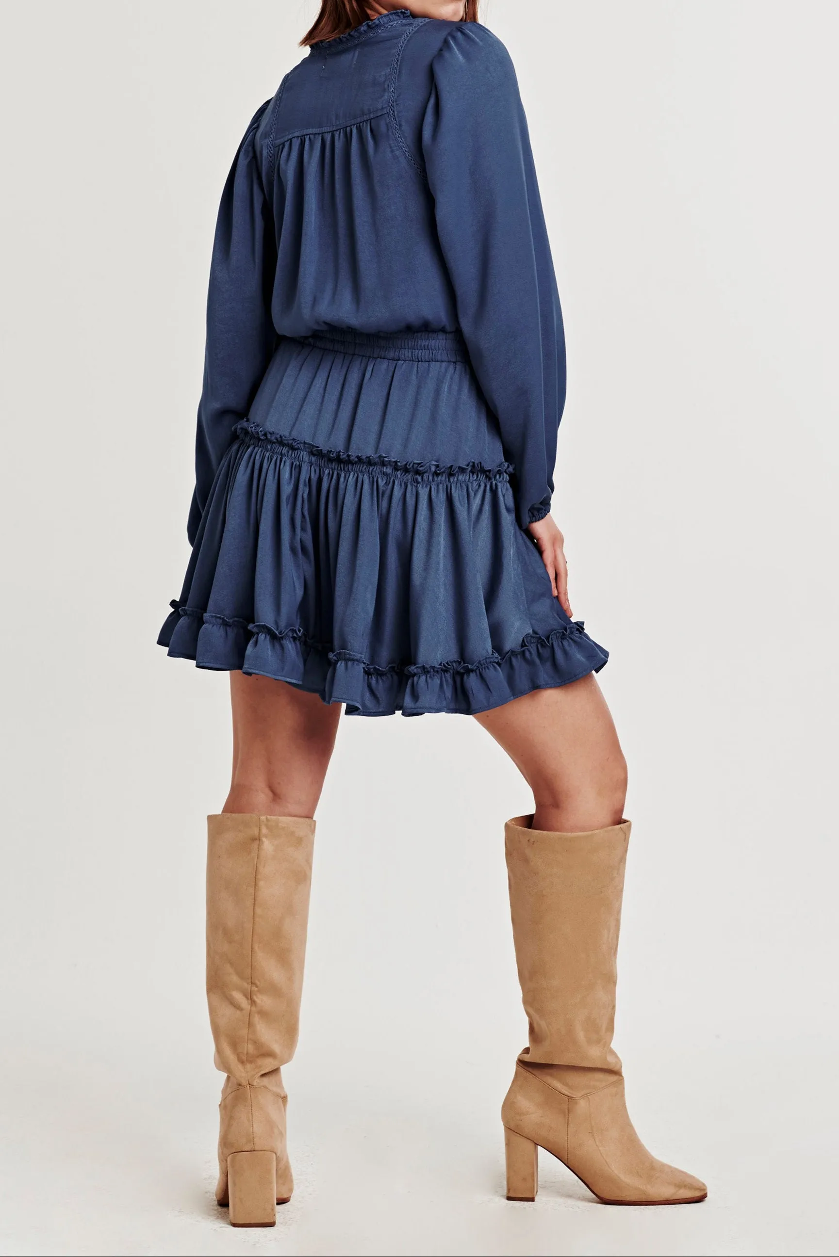 JAZMINE PLEATED DRESS BLUE EYES