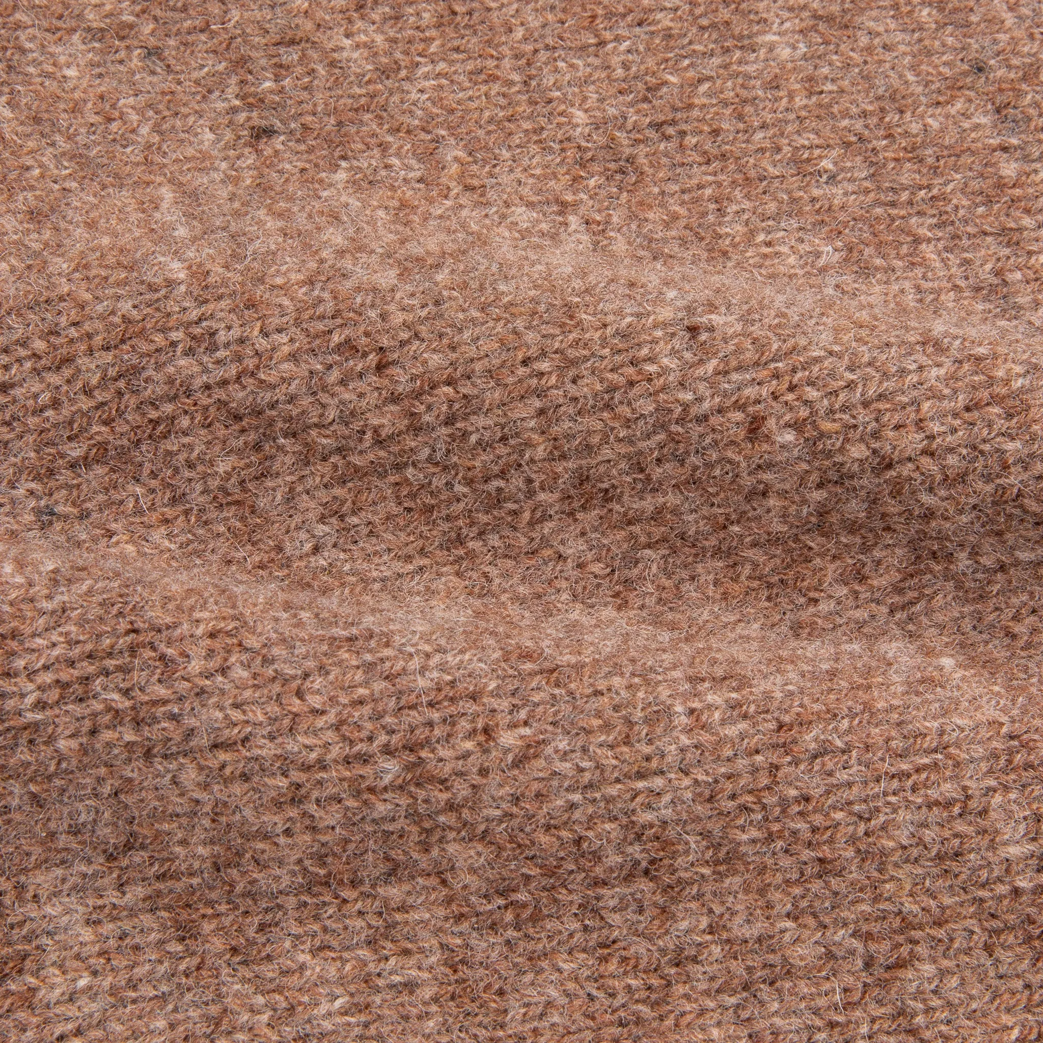 Laurence J. Smith  Super soft Seamless Crew Neck Pullover Nutmeg
