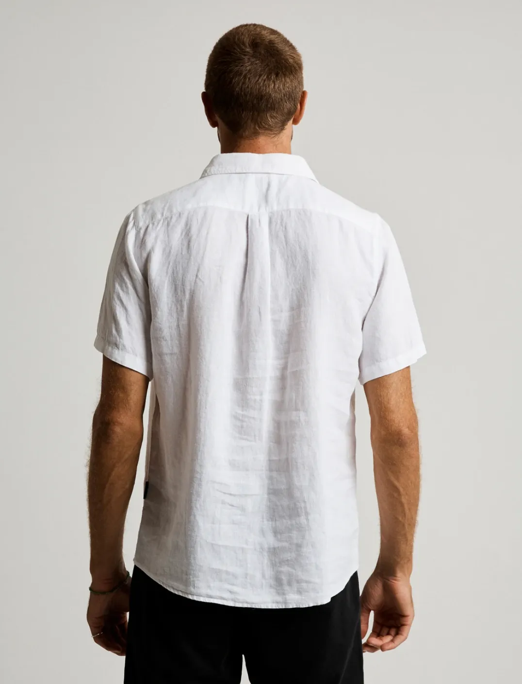 Mr Simple Linen Short Sleeve Shirt in White