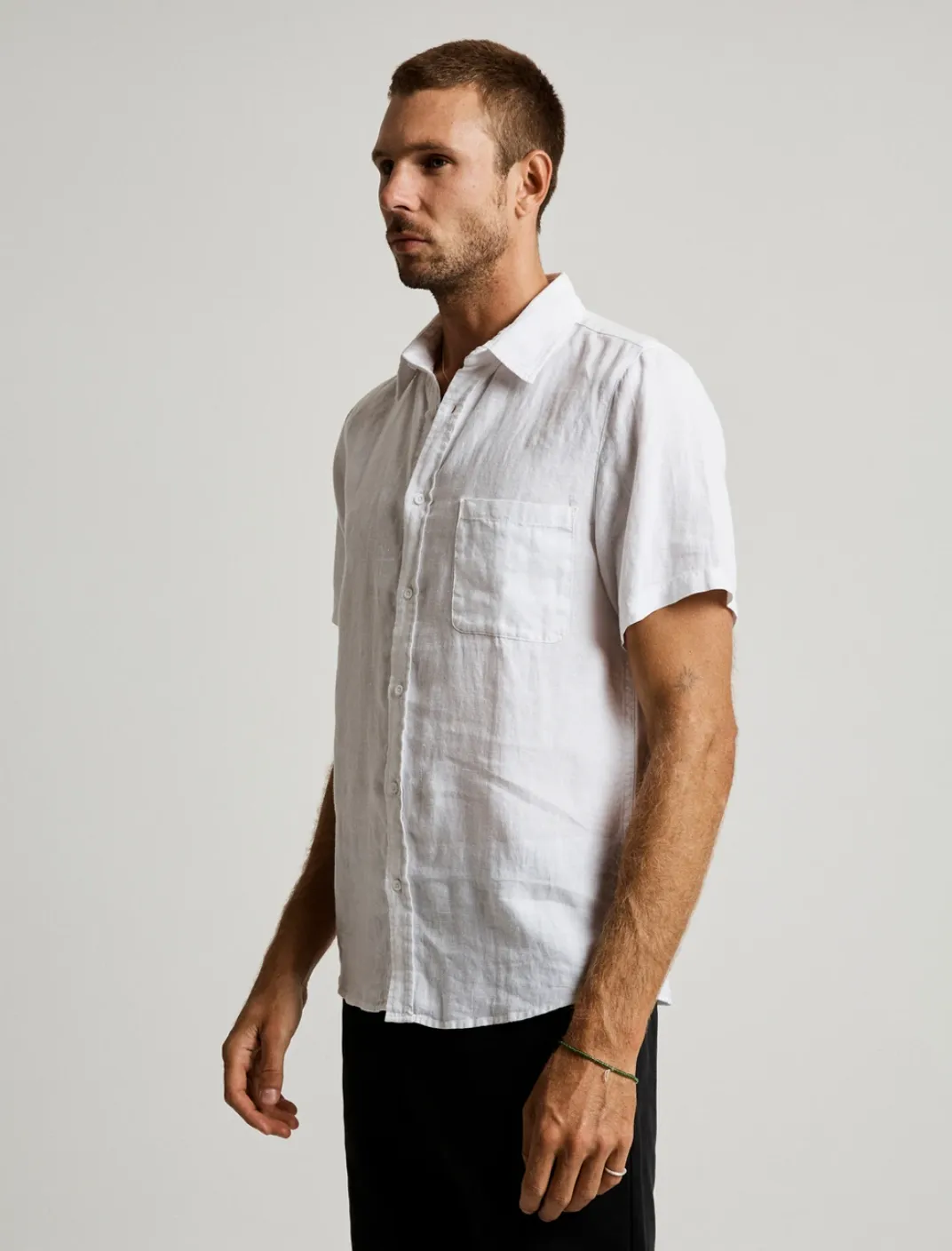 Mr Simple Linen Short Sleeve Shirt in White