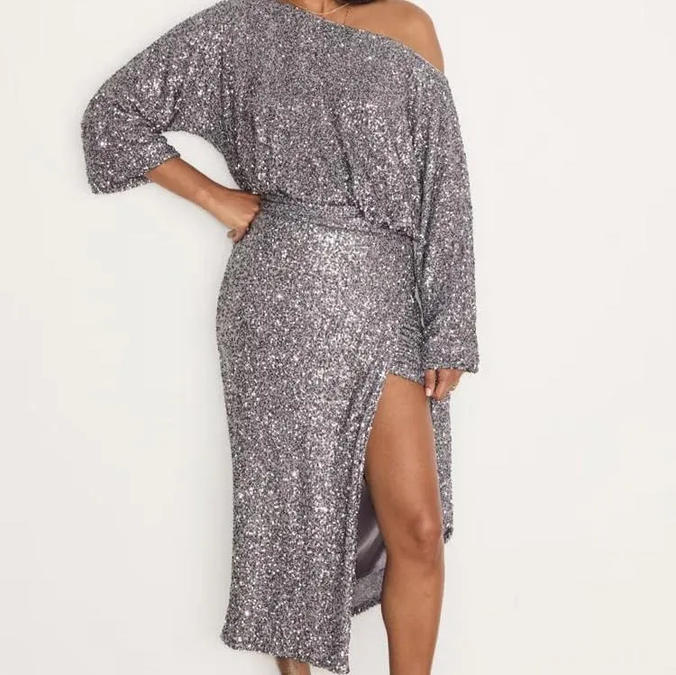 Never Fully Dressed Gunmetal Sequin Jaspre Midi Skirt In Grey
