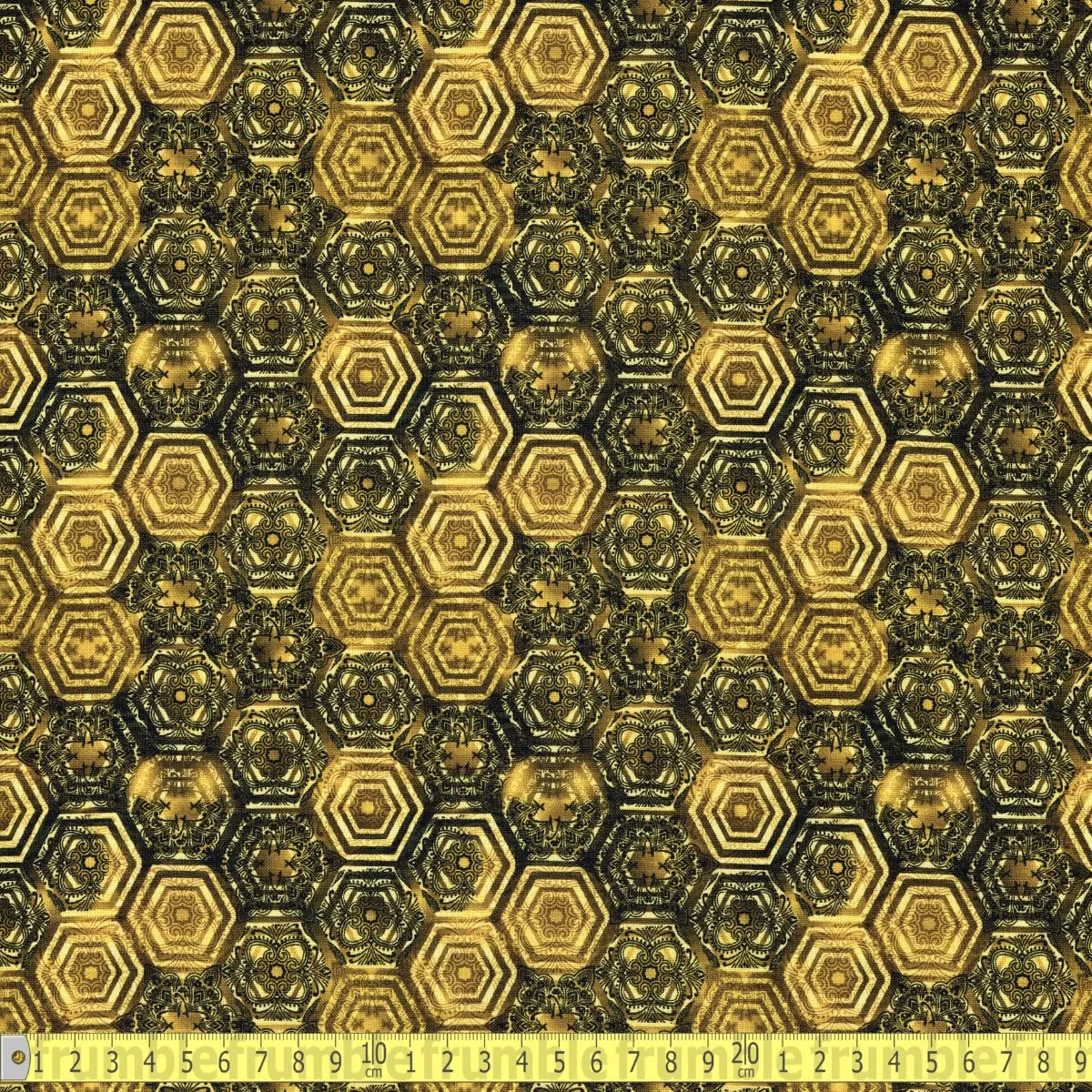 Timeless Treasures - Gold Queen Honeycomb Bees - Gold