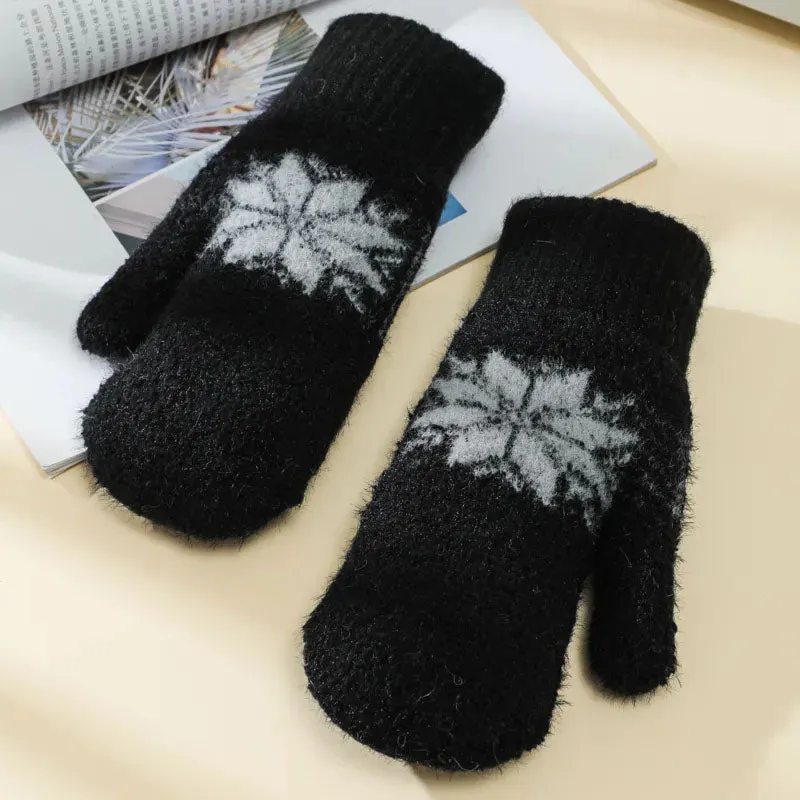 Warm Snowflake Gloves